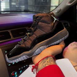 AIR JORDAN 11 RETRO “GAMMA” SIZE 5Y / 6.5W
