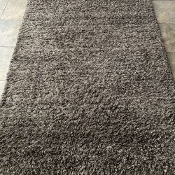 Costco Rug 65in x 70in