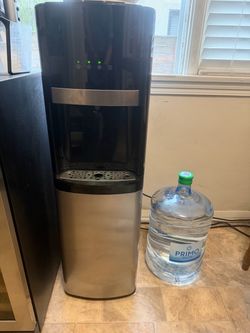 Water dispenser