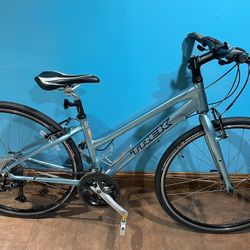 Women's Trek 7.3 FX Hybrid for Sale in Franklin Park, IL - OfferUp Women's Trek 7.3 FX Hybrid for Sale in Franklin Park, IL - OfferUp