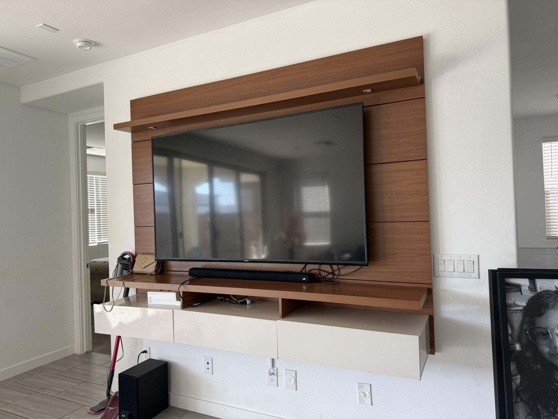 70in Tv And Entertainment Center