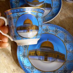 Vintage 1980 Ceramic Jerusalem Tea Or Coffee Set Missing A Cup And 2 Plates $20 Check Out All Pictures Pick Up At Country Club And Grant 