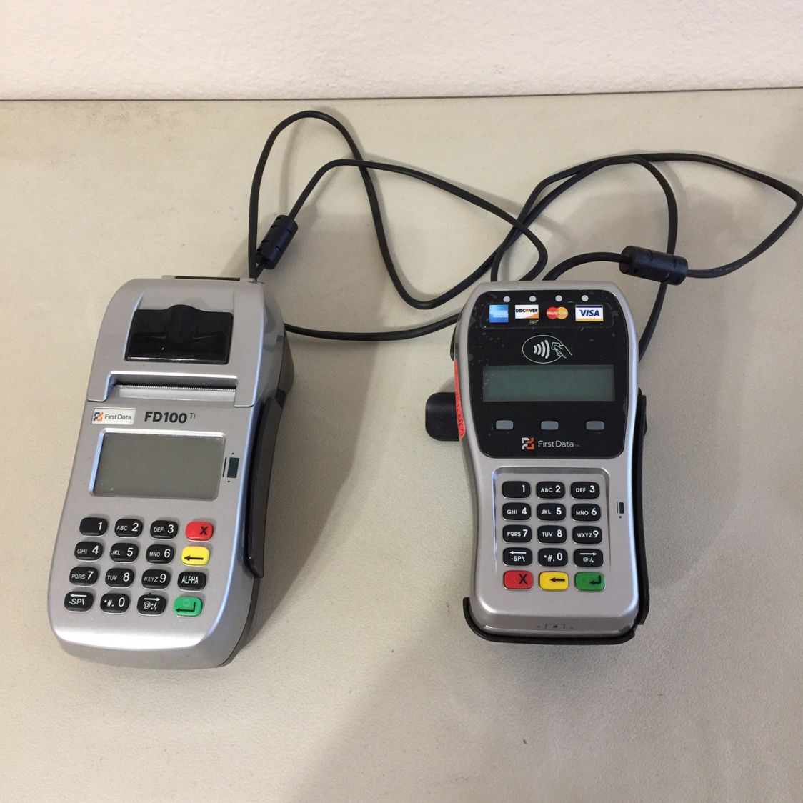 First Data FD 100 Credit Card Machine