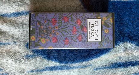 Gucci flora