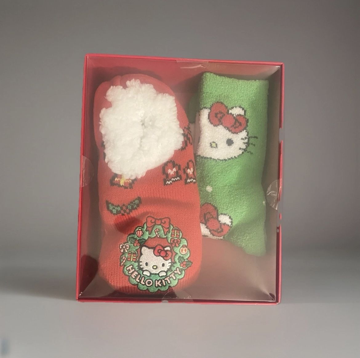 Hello Kitty Christmas Chenille Crew Socks And Slipper Socks Size L/XL New In Box