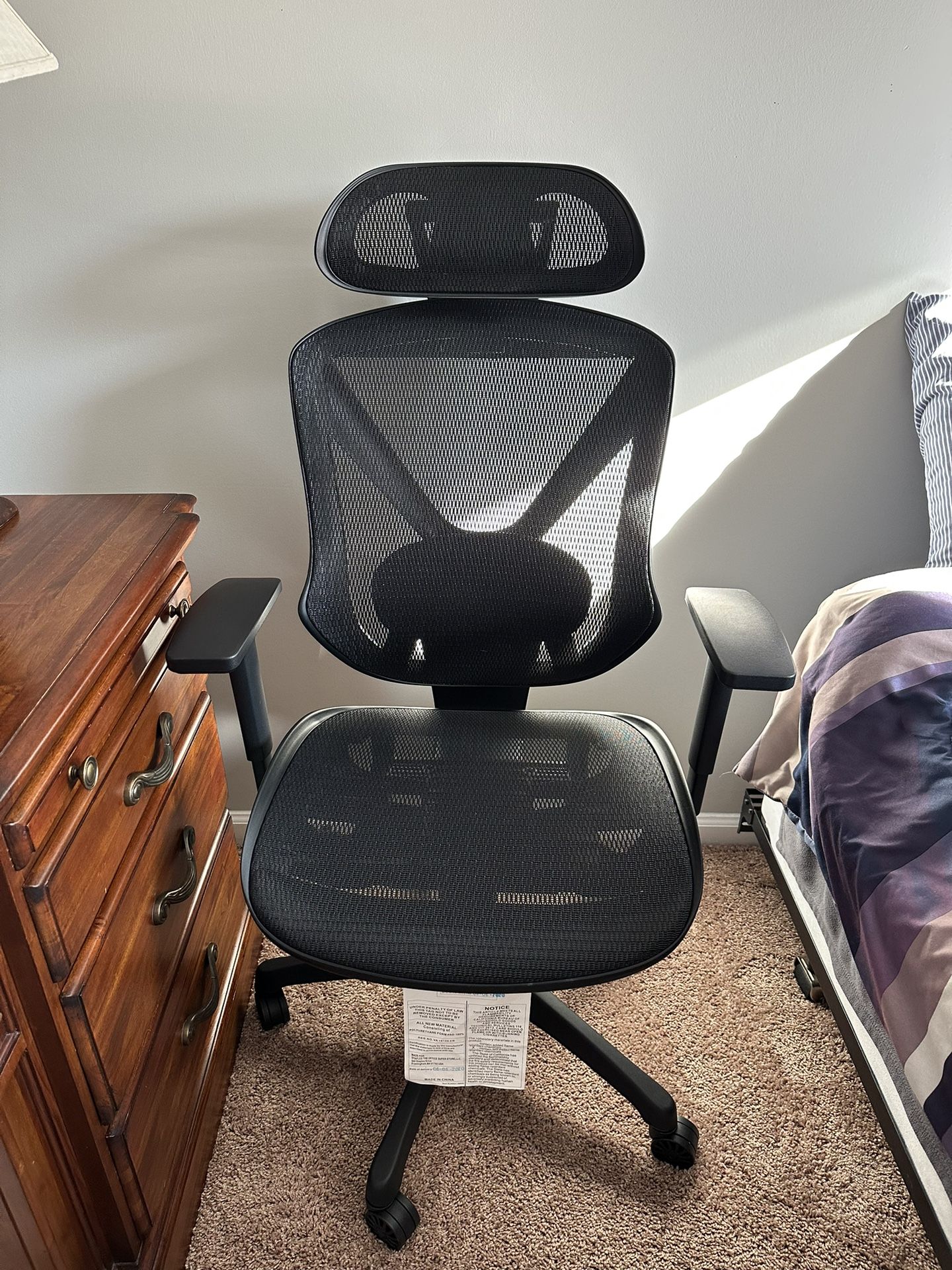 Union & Scale™ FlexFit™ Dexley Mesh Task Chair, Black (UN56946)