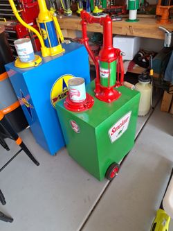 Sinclair oil Lubester Magnolene Era