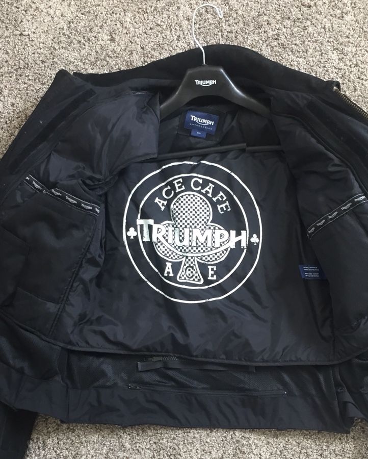Triumph Motorcycle Leather Jacket - Size Medium
