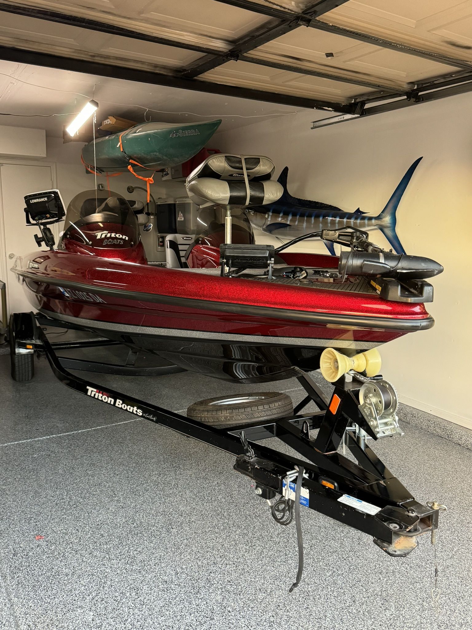 2011 Triton 17 Explorer