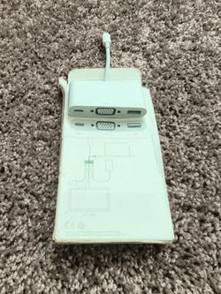 Apple Type c to VGA adapter
