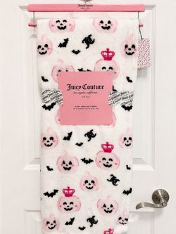 Juicy Couture Halloween Plush Throw Blanket – NEW!