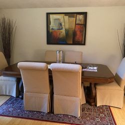Dining Table w/ 6 Chairs 