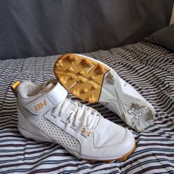 UnderArmour BH Baseball Cleats Big Kid Size  6.5