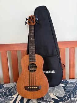 Kala U-BASS Nomad FS Acoustic-Electric Bass Ukulele - Mahogany - Gig Bag