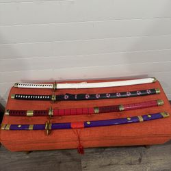 One Piece Zoro Katanas