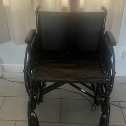 Silla de ruedas grande
