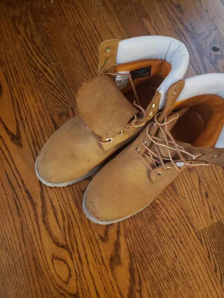 Timberland boots size 9 .5