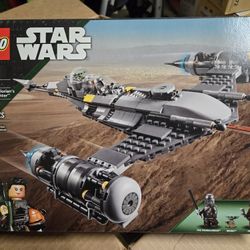 Brand New Star Wars Lego 75325 