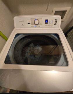 Insignia Top Load Washing Machine