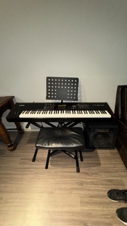 Yamaha Key Board Piano With Stand And Speaker - Full set