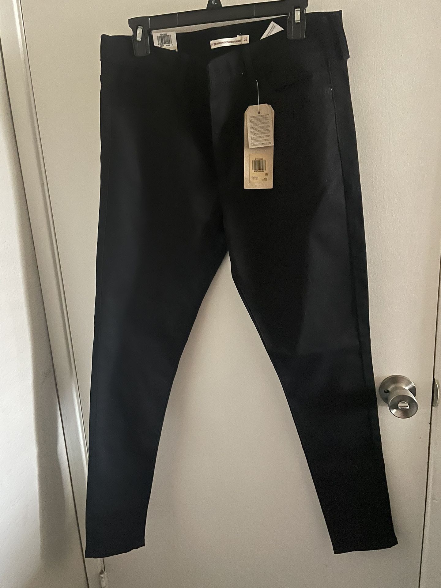 Levi 720 Jeans,women s14, Black (New)