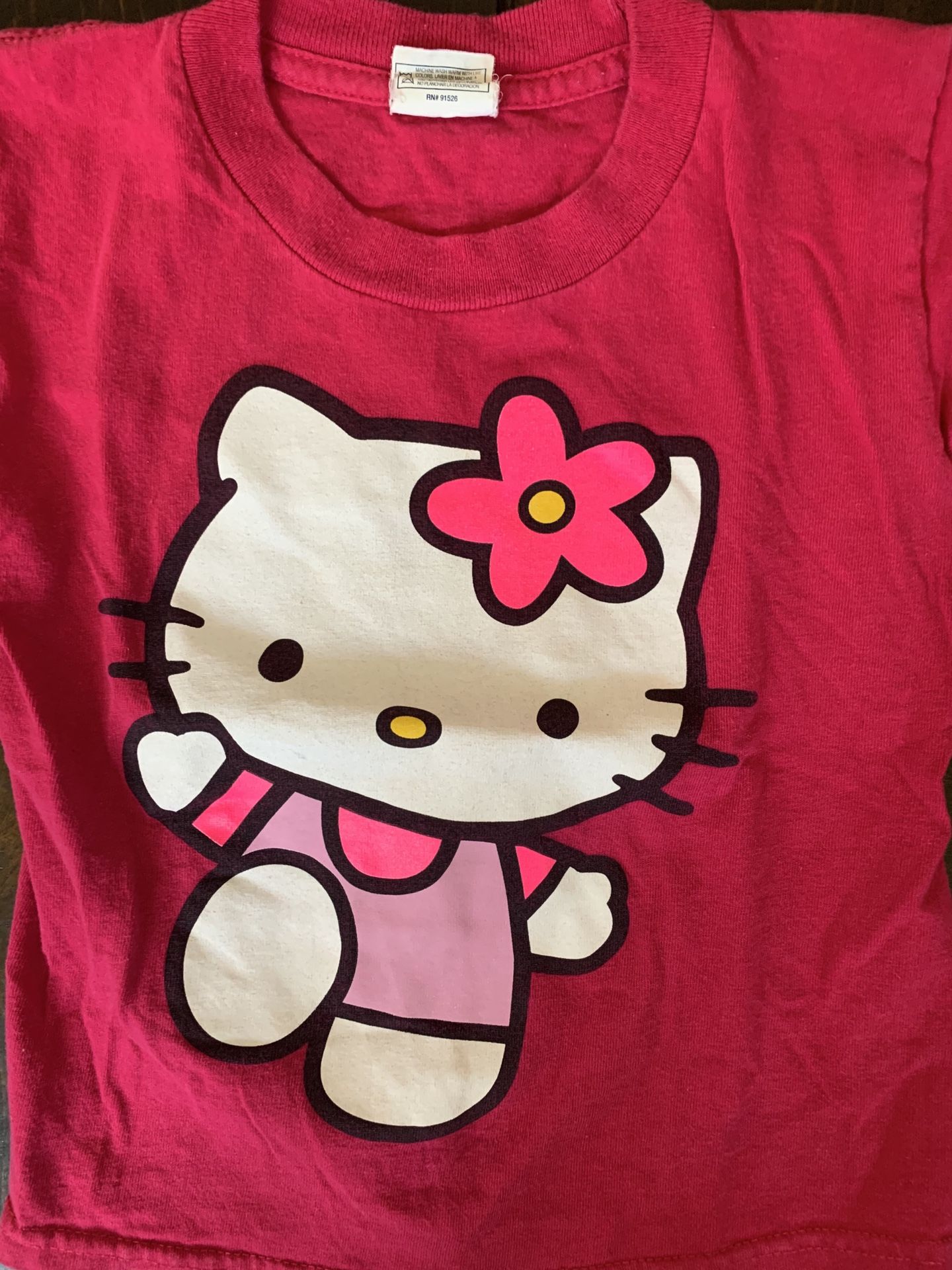 Hello Kitty Girls T-shirt! Kids Small