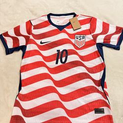 Pulisic 2026 World Cup Home Jersey Size M