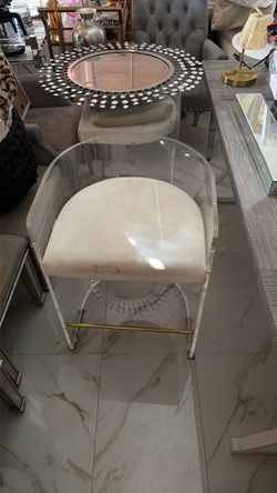 Acrylic clear chair