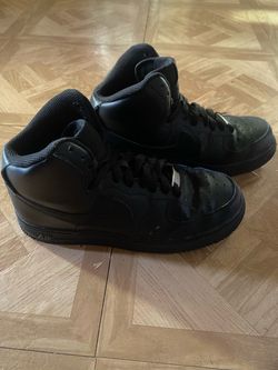 black high top air force’s, size 5.5, slightly used
