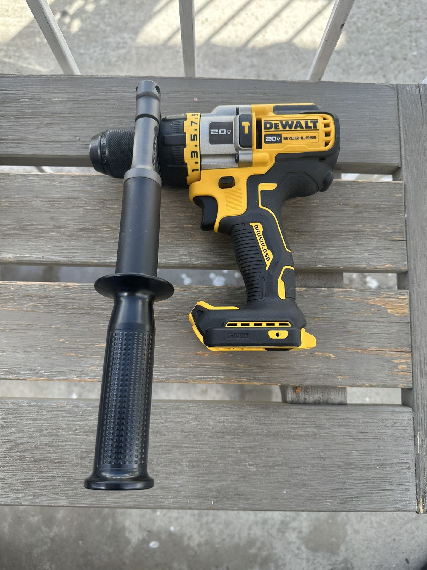 New 20v Dewalt Xr Brushless 3 Speed Hammer Drill Only