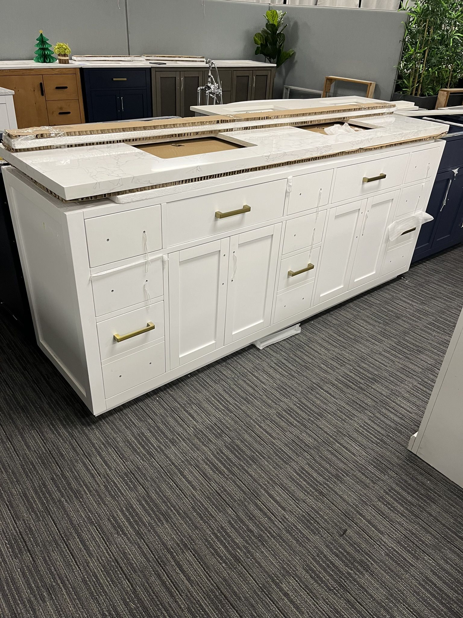 84” Bathroom Vanity In White With Double Sinks Countertop