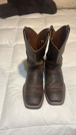 Ariat boots   9EE