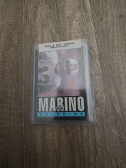 Dan Marino football card