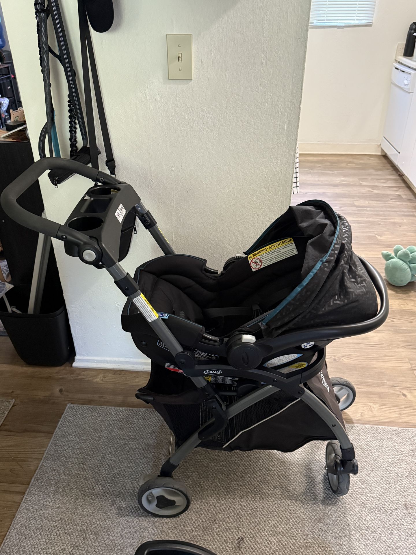 Graco Compact Stroller And Car Seat