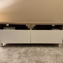 Modern TV Stand 