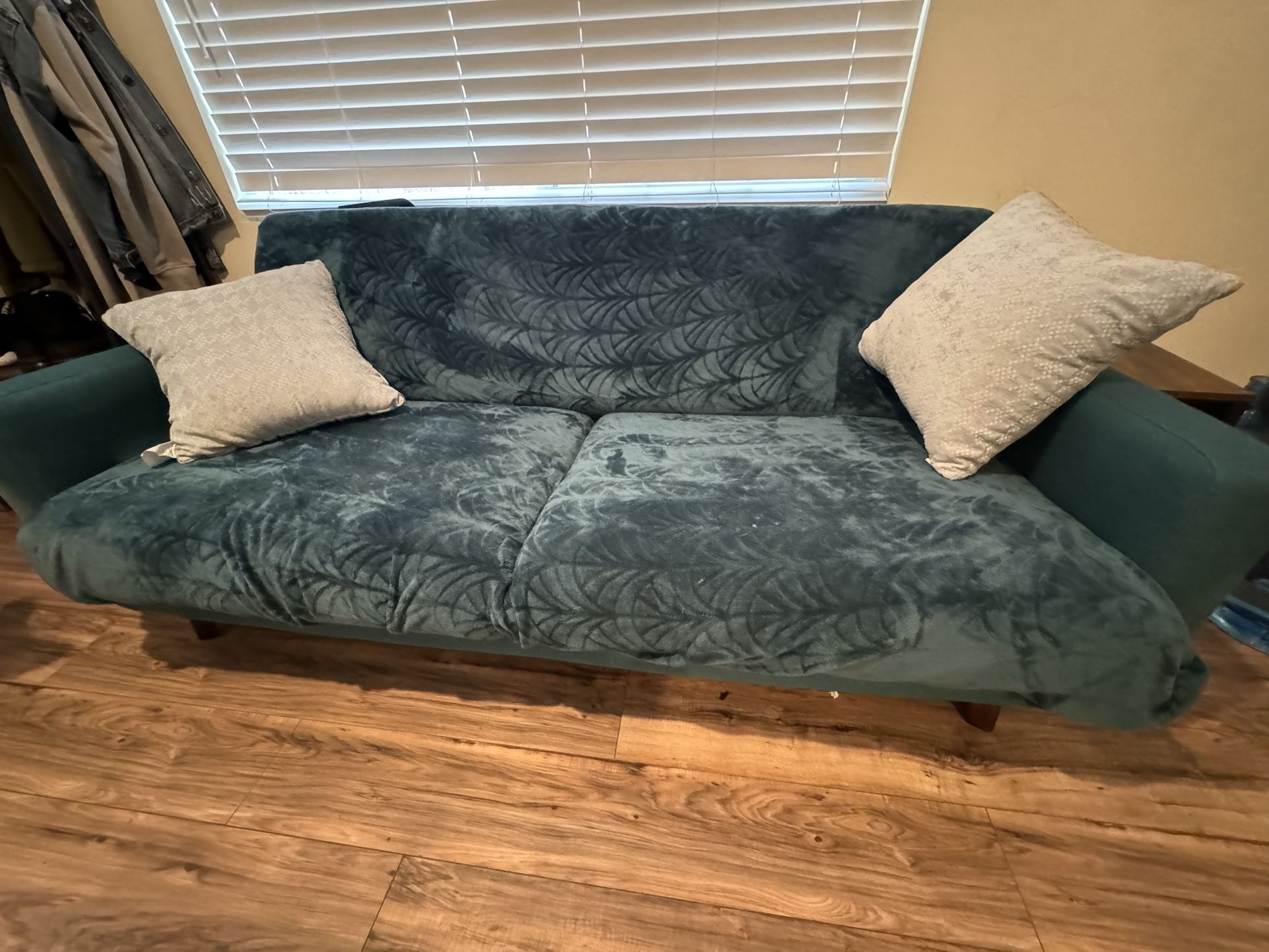 Couch With 2 End Tables  