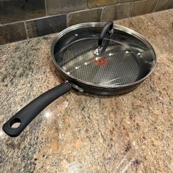  T-fal Nonstick Skillet Frying Pan w/ Lid 