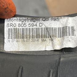 2009 2010 2011 2012 2013 2014 2015 AUDI Q5 RADIATOR SUPPORT OEM 8R0805594D