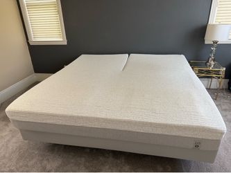 Sleep Number p5 King Adjustable Bed – Excellent Condition – $2,000 OBO