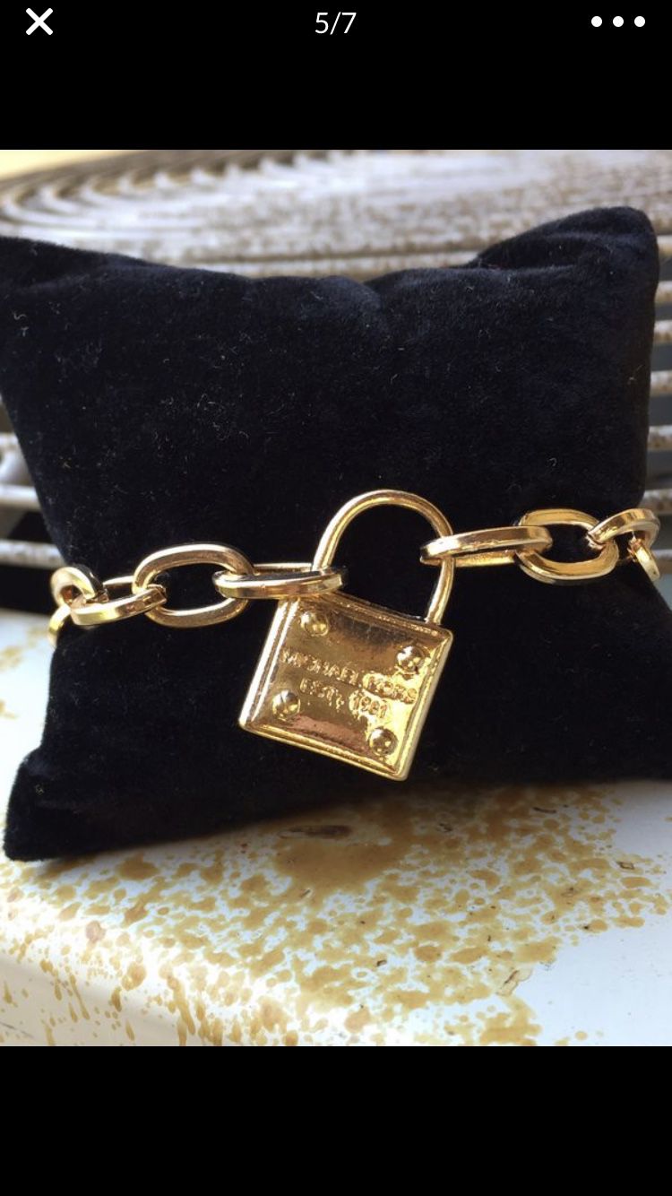 Mk Michael kors padlock gold tone bracelet bangle