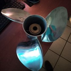 Suzuki 3x16x20r Stainless Steel Boat Propeller.🔥🔥🔥