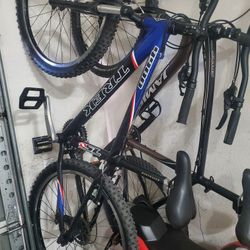 Small Trek Mountain Bike 