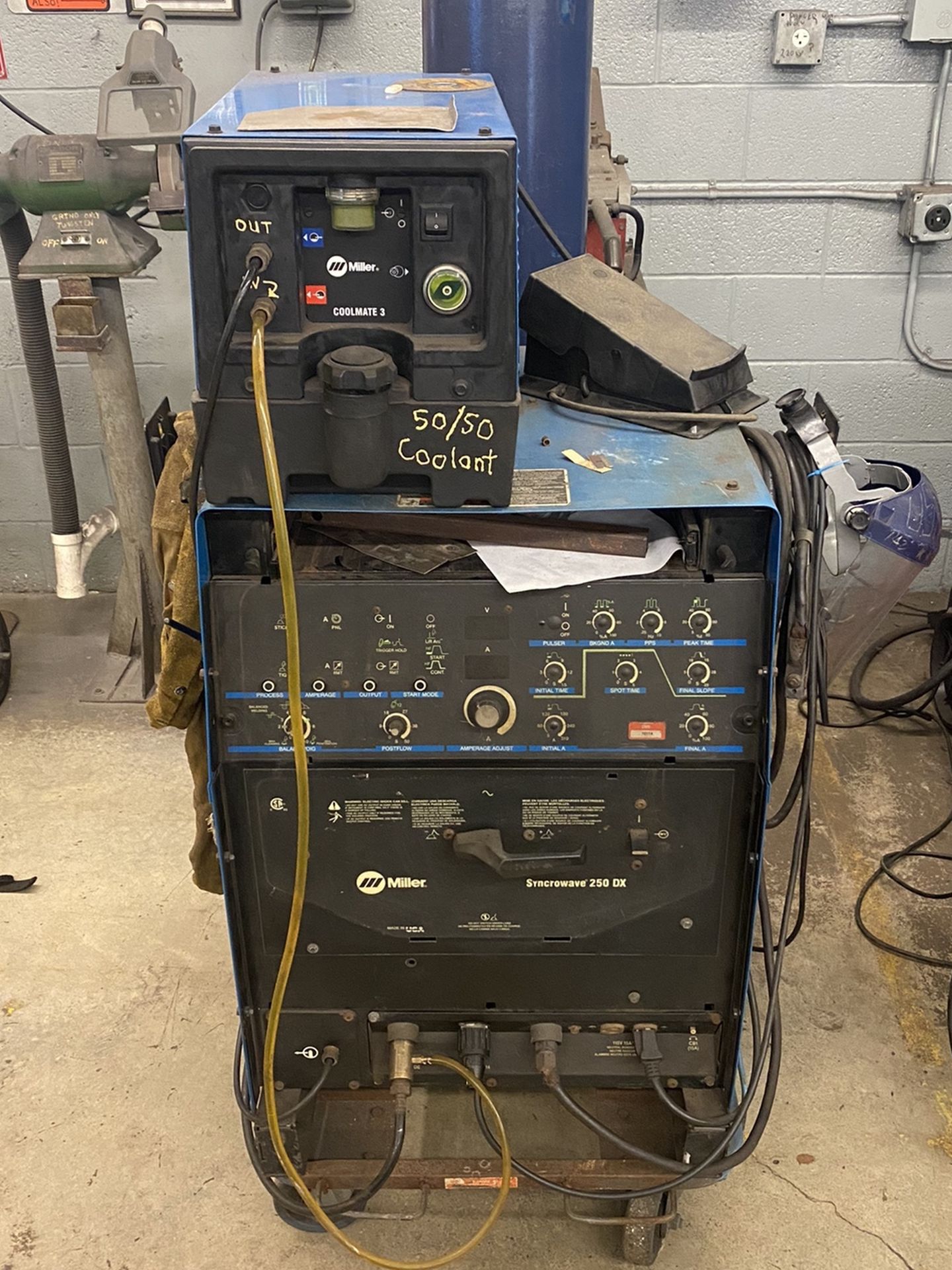 Miller Syncrowave 250 DX Welder