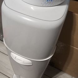 Diaper Genie 