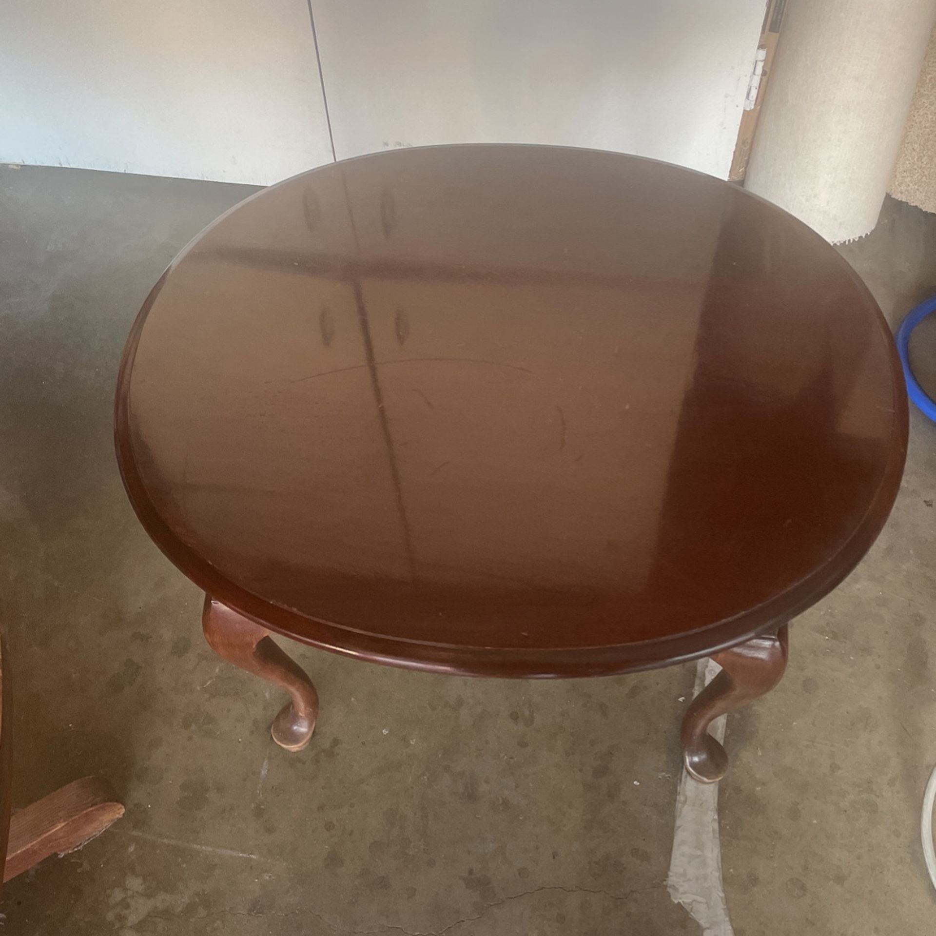 Thomasville Oval End Table