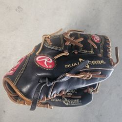 Clean Rawlings Heart Of The Hide 11.75" Glove