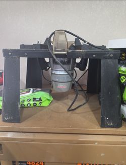 Craftsman Router Mounted in Router Table