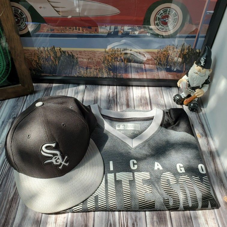 New Chicago White Sox Men's XXL Short Sleeve Shirt 1/2 Fitted