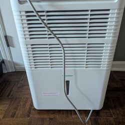 Keystone 50 Pint Dehumidifier 