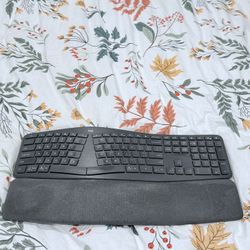 Logitech K860 Ergonomic Wireless Keyboard